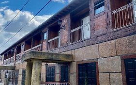 Apartamentos a 200m do centro - Hospedaria Villa da Pedra